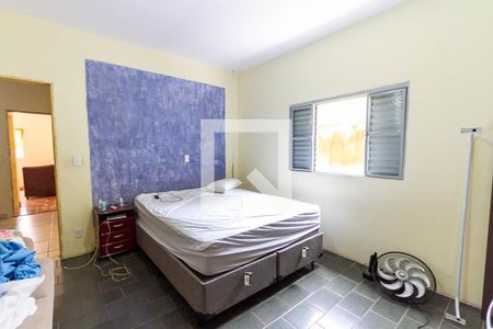 Casa à venda com 250m², 4 quartos e 4 vagas Casa à venda com 250m², 4 quartos e 4 vagasQuarto 3 Suite