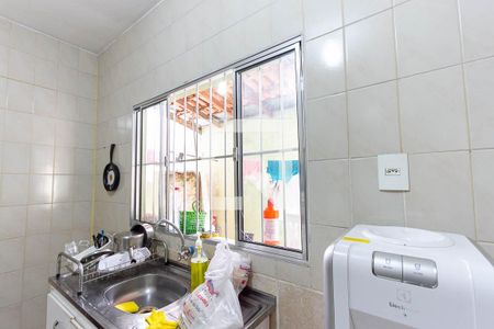 Casa à venda com 250m², 4 quartos e 4 vagas Casa à venda com 250m², 4 quartos e 4 vagasCozinha