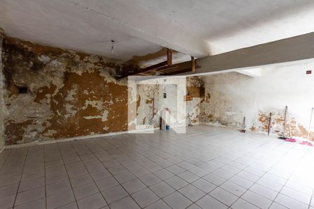 Casa à venda com 250m², 4 quartos e 4 vagas Casa à venda com 250m², 4 quartos e 4 vagasGaragem