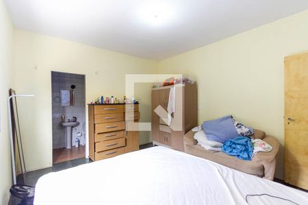 Casa à venda com 250m², 4 quartos e 4 vagas Casa à venda com 250m², 4 quartos e 4 vagasQuarto 3 Suite