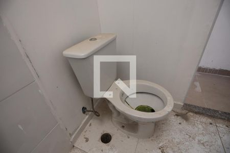 Casa de condomínio para alugar com 49m², 2 quartos e 1 vagaBanheiro - detalhes
