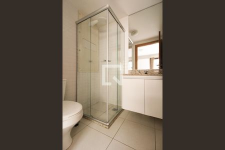 Banheiro de kitnet/studio para alugar com 1 quarto, 27m² em Setor de Habitações Individuais Norte, Brasília