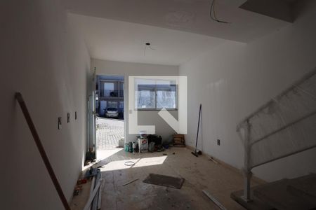 Sala  de casa de condomínio para alugar com 2 quartos, 49m² em Da Graça, Cotia