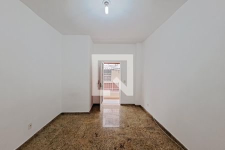 Sala de casa de condomínio para alugar com 2 quartos, 60m² em Sampaio, Rio de Janeiro