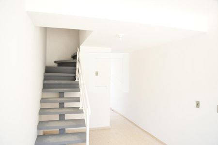 Sala de casa de condomínio para alugar com 2 quartos, 49m² em Da Graça, Cotia