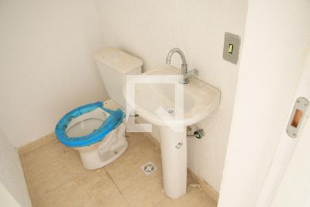 Lavabo de casa de condomínio para alugar com 2 quartos, 49m² em Da Graça, Cotia