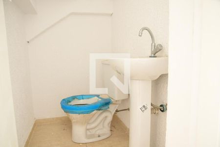 Lavabo de casa de condomínio para alugar com 2 quartos, 49m² em Da Graça, Cotia