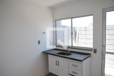 Casa de condomínio para alugar com 49m², 2 quartos e 1 vagaCozinha
