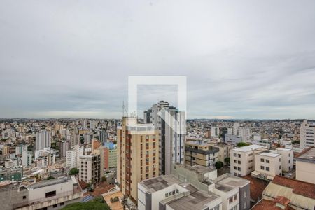 Apartamento à venda com 145m², 4 quartos e 3 vagas Apartamento à venda com 145m², 4 quartos e 3 vagasSuíte