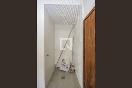 Apartamento à venda com 145m², 4 quartos e 3 vagas Apartamento à venda com 145m², 4 quartos e 3 vagasÁrea de Serviço