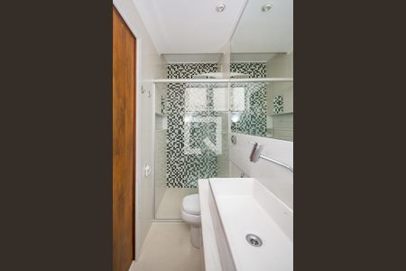 Apartamento à venda com 145m², 4 quartos e 3 vagas Apartamento à venda com 145m², 4 quartos e 3 vagasBanheiro da Suíte