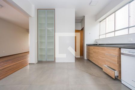 Apartamento à venda com 145m², 4 quartos e 3 vagas Apartamento à venda com 145m², 4 quartos e 3 vagasCozinha