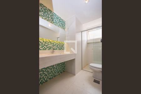 Apartamento à venda com 145m², 4 quartos e 3 vagas Apartamento à venda com 145m², 4 quartos e 3 vagasBanheiro Social