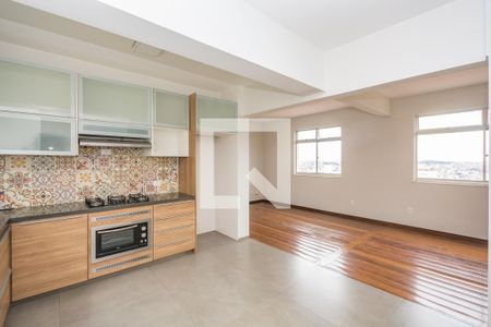 Apartamento à venda com 145m², 4 quartos e 3 vagas Apartamento à venda com 145m², 4 quartos e 3 vagasCozinha