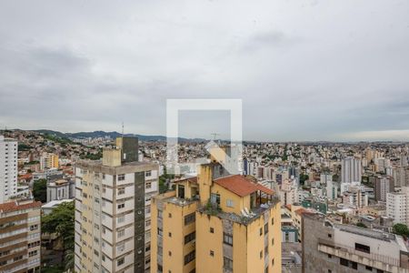 Apartamento à venda com 145m², 4 quartos e 3 vagas Apartamento à venda com 145m², 4 quartos e 3 vagasSuíte