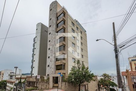 Apartamento à venda com 145m², 4 quartos e 3 vagas Apartamento à venda com 145m², 4 quartos e 3 vagasFachada