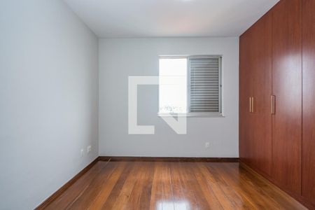 Apartamento à venda com 145m², 4 quartos e 3 vagas Apartamento à venda com 145m², 4 quartos e 3 vagasSuíte