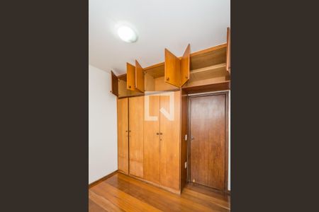 Apartamento à venda com 145m², 4 quartos e 3 vagas Apartamento à venda com 145m², 4 quartos e 3 vagasQuarto 3