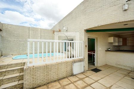 Apartamento à venda com 171m², 4 quartos e 3 vagasCobertura