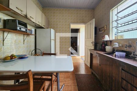 Casa à venda com 196m², 3 quartos e 3 vagas Casa à venda com 196m², 3 quartos e 3 vagasCozinha