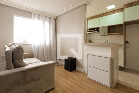 Sala de apartamento à venda com 2 quartos, 44m² em Jardim Las Vegas, Guarulhos