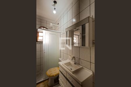 Banheiro de kitnet/studio para alugar com 1 quarto, 50m² em Parque Flamengo, Guarulhos