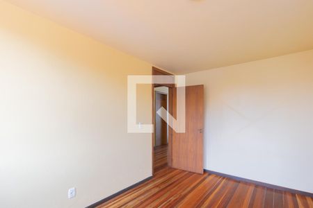 Quarto 1  de casa à venda com 4 quartos, 230m² em Harmonia, Canoas