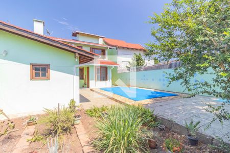 Casa à venda com 230m², 4 quartos e 2 vagasQuintal