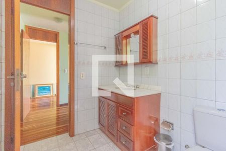 Casa à venda com 230m², 4 quartos e 2 vagasBanheiro da Suíte