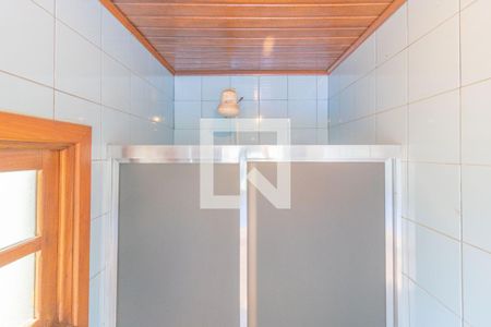 Casa à venda com 230m², 4 quartos e 2 vagasBanheiro de serviço