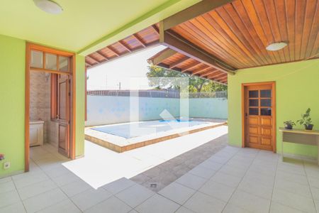 Casa à venda com 230m², 4 quartos e 2 vagasQuintal