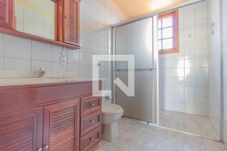 Casa à venda com 230m², 4 quartos e 2 vagasBanheiro