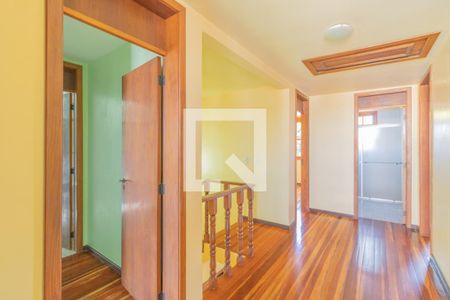 Casa à venda com 230m², 4 quartos e 2 vagasHall social