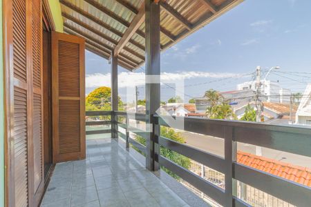 Casa à venda com 230m², 4 quartos e 2 vagasQuarto Suíte -Varanda