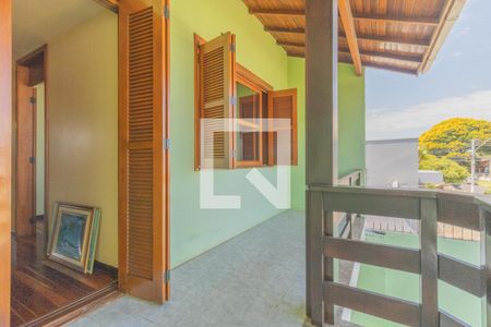 Casa à venda com 230m², 4 quartos e 2 vagasVaranda