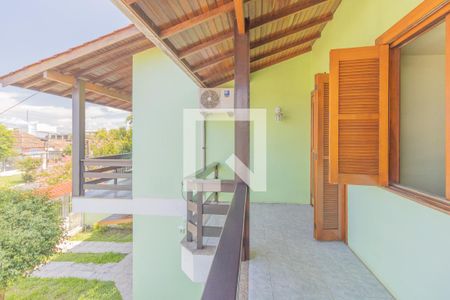 Casa à venda com 230m², 4 quartos e 2 vagasVaranda