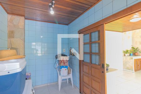 Casa à venda com 230m², 4 quartos e 2 vagasDepósito