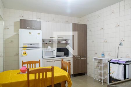 Casa à venda com 240m², 4 quartos e 1 vaga Casa à venda com 240m², 4 quartos e 1 vagaCozinha 1