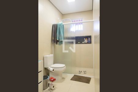 Casa à venda com 240m², 4 quartos e 1 vaga Casa à venda com 240m², 4 quartos e 1 vagaBanheiro quarto 4