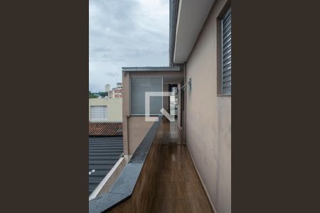 Casa à venda com 240m², 4 quartos e 1 vaga Casa à venda com 240m², 4 quartos e 1 vagaQuintal casa 2
