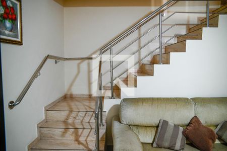 Sala de casa à venda com 3 quartos, 138m² em Vila Arapuã, São Paulo