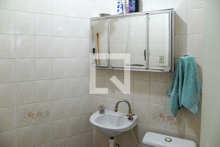 Casa à venda com 138m², 3 quartos e 2 vagasBanheiro de Serviço