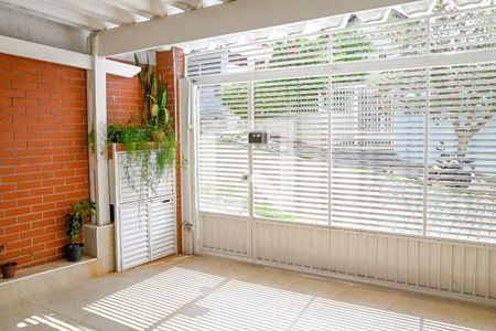 Casa à venda com 138m², 3 quartos e 2 vagasGaragem