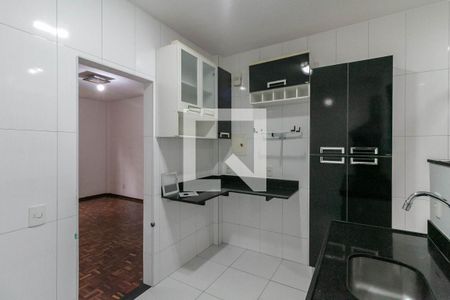 Apartamento à venda com 80m², 3 quartos e 1 vagaCozinha e Área de Serviço