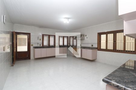 Casa à venda com 274m², 3 quartos e 4 vagasCozinha