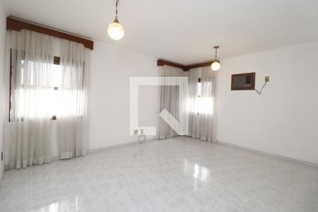 Casa à venda com 274m², 3 quartos e 4 vagasQuarto 2 - Suíte