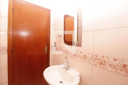 Lavabo de casa para alugar com 3 quartos, 274m² em Vila Paulicéia, São Paulo