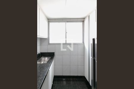 Apartamento para alugar com 134m², 3 quartos e 2 vagas Apartamento para alugar com 134m², 3 quartos e 2 vagasCozinha e Área de Serviço