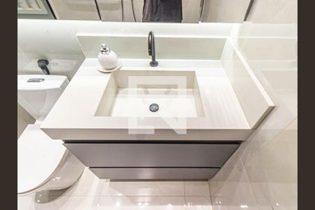 Banheiro de apartamento para alugar com 1 quarto, 33m² em Brás, São Paulo