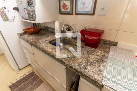 Apartamento à venda com 48m², 1 quarto e sem vaga Apartamento à venda com 48m², 1 quarto e sem vagaCozinha Americana - Pia com Armário